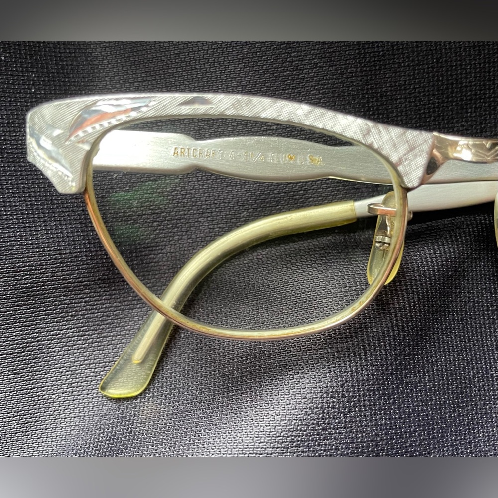 Vintage Cat Eye Glasses - image 2